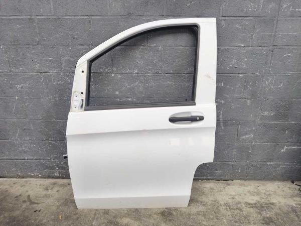 PORTE AVANT GAUCHE MERCEDES - Vue 1